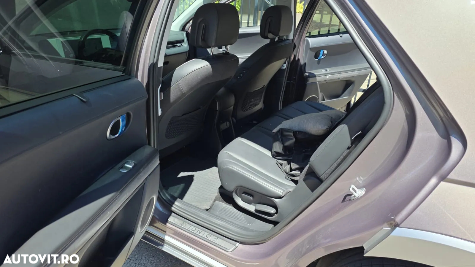 Hyundai IONIQ 5 305 CP 73 kWh 4WD Luxury - 8