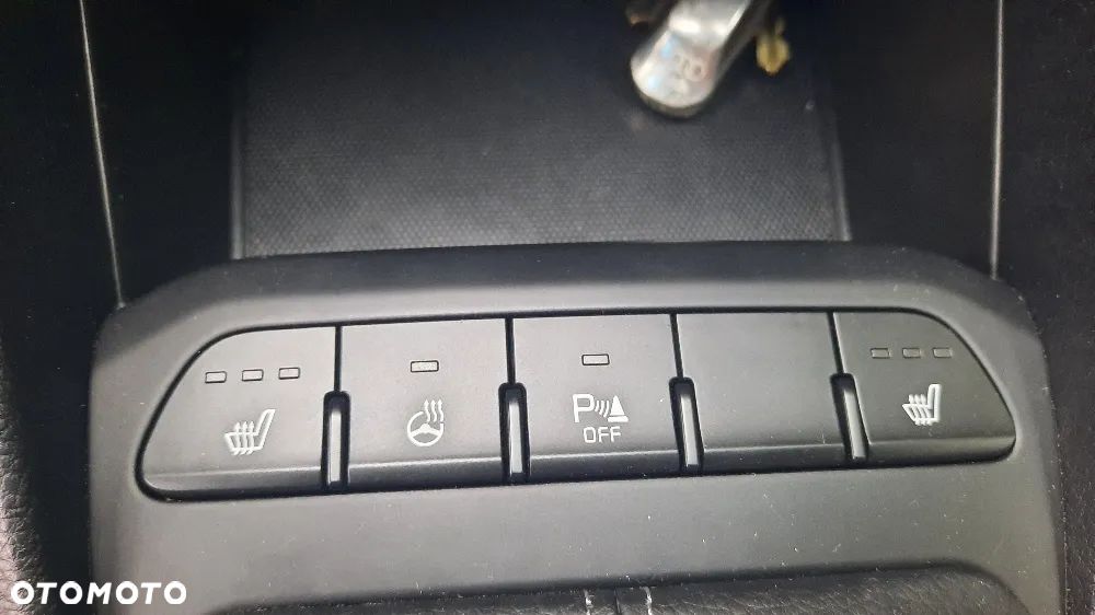 Kia Stonic 1.2 L Business Line - 15