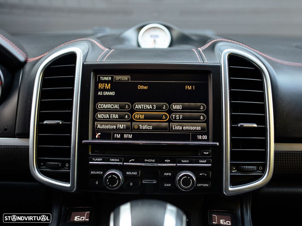 Porsche Cayenne Turbo Tiptronic S - 43