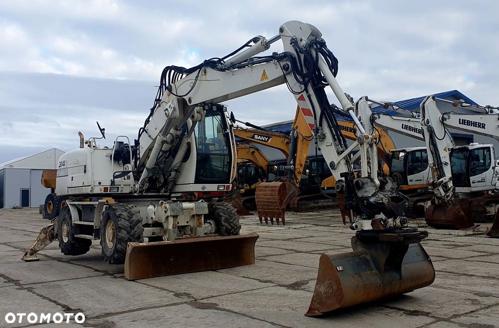 Liebherr A314 - 8