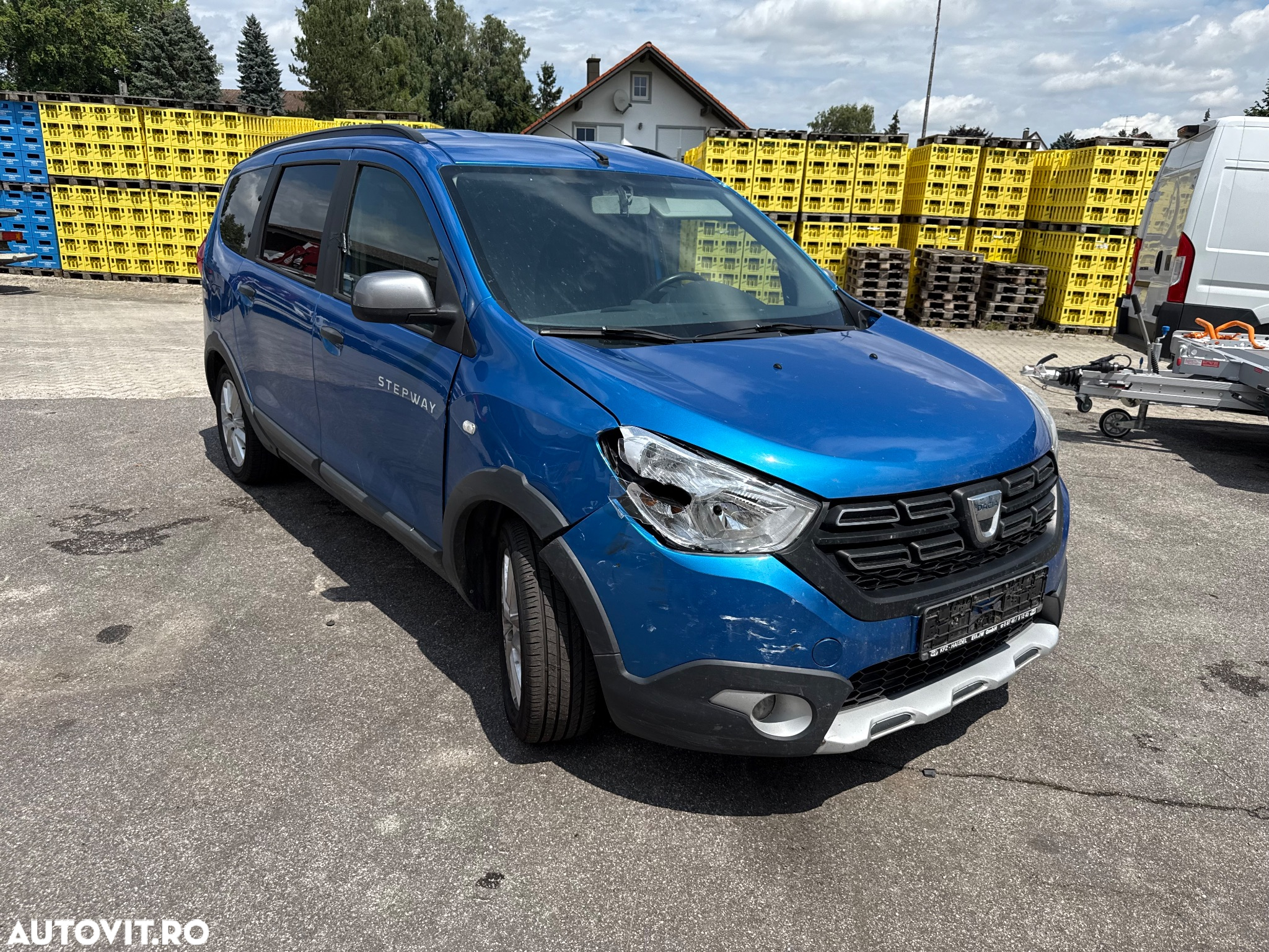 Dacia Lodgy 1.6 102 CP Stepway - 3
