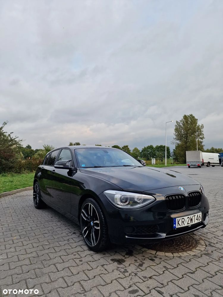 BMW Seria 1 118i - 3