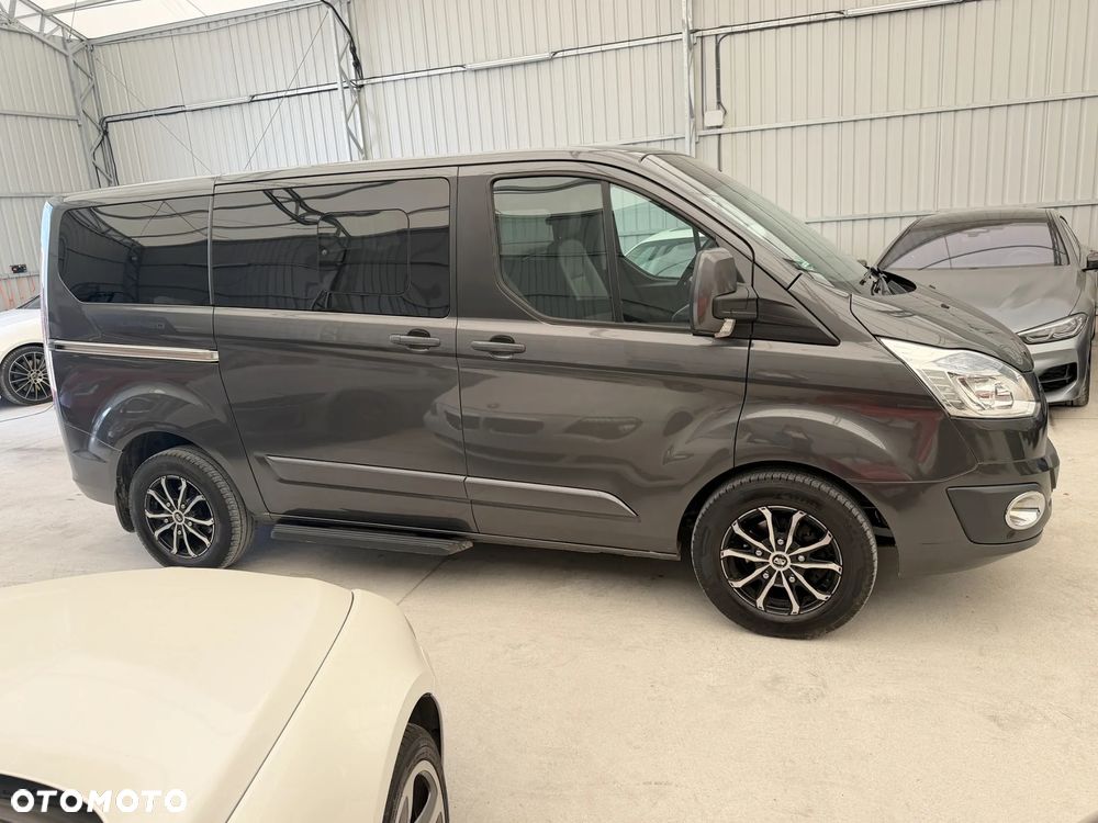 Ford Tourneo Custom 2.0 TDCi L1 Titanium SelectShift - 1