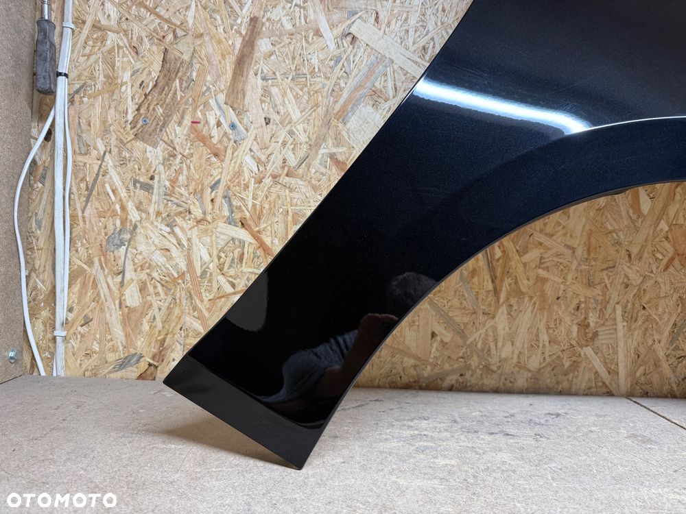 BŁOTNIK PRAWY PRZÓD PRZEDNI PRAWY OPEL ASTRA L CZARNY METALIK - 25