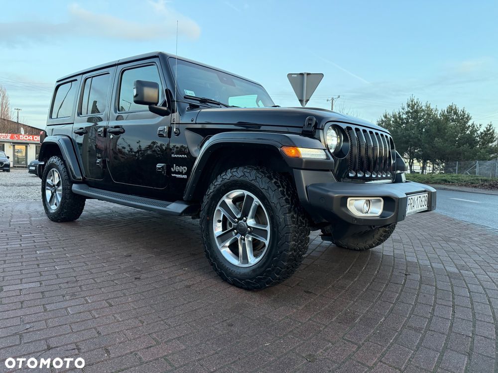 Jeep Wrangler Unlimited GME 2.0 Turbo Sahara - 31