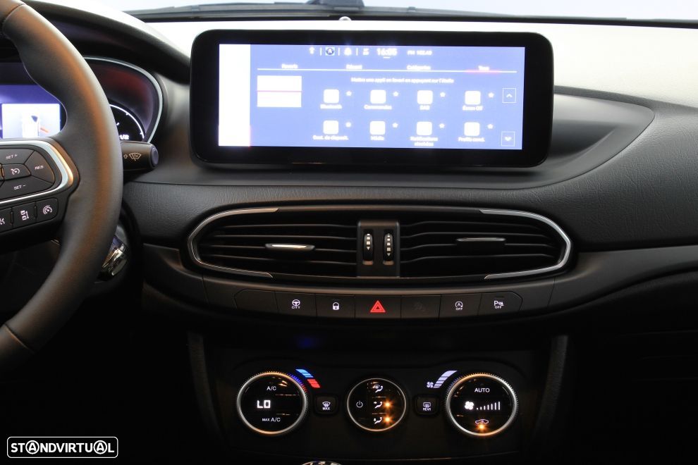 Fiat Tipo Station Wagon Cross 1.0 GSE T3 Cross - 19