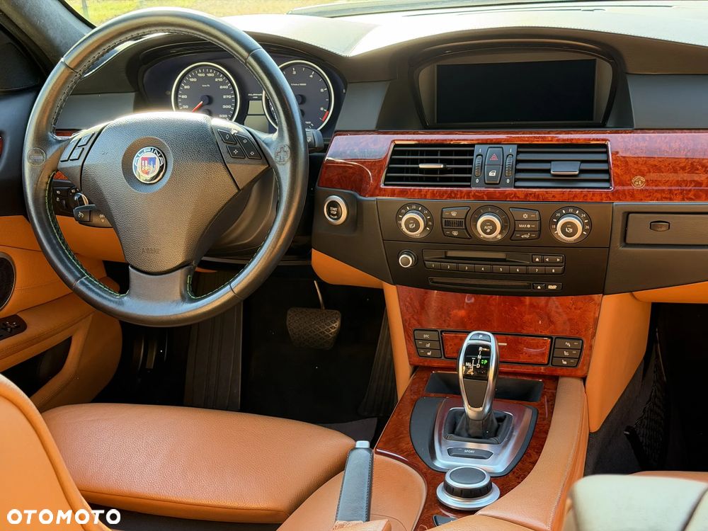 BMW-ALPINA B5 B5SSwitch-Tronic - 19