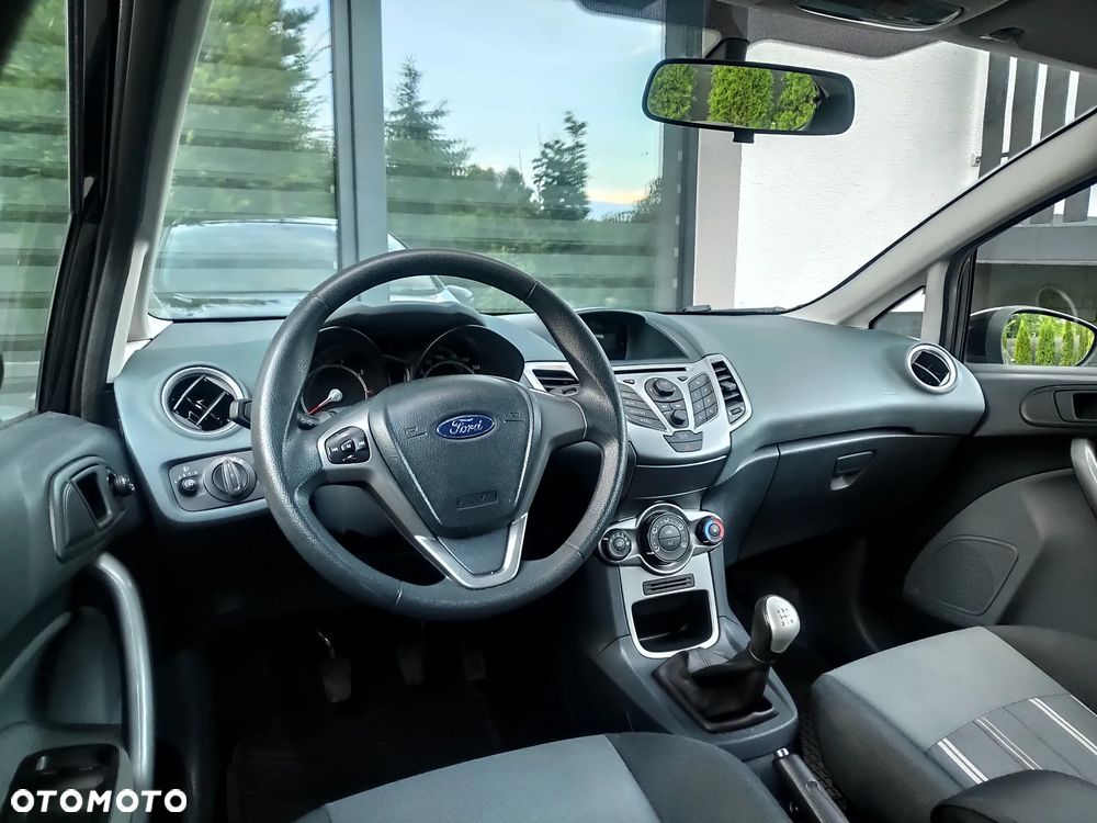 Ford Fiesta - 14