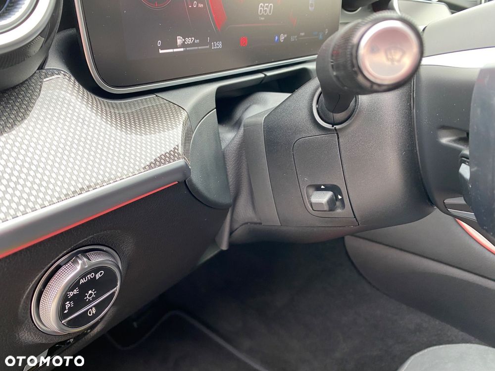 Mercedes-Benz Klasa C 200 d mHEV AMG - 28