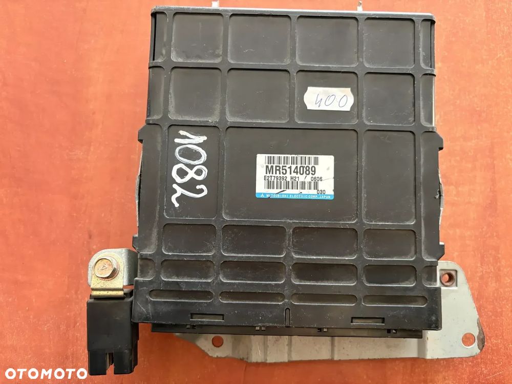 Komputer silnika ECU sterownik MITSUBISHI PAJERO III 1999-2006 3.5 MR514089 - 1