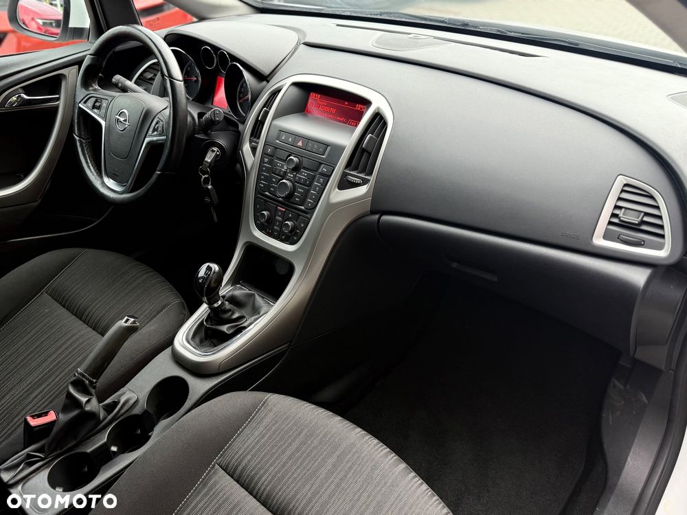 Opel Astra - 28