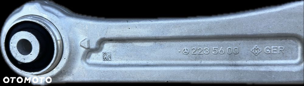 ZAWIESZNIE ZWROTNICA PRZOD PRAWA MERCEDES S W223 WAHACZ PIASTA 2233305600 2233336000 2233000 2239054200 OE - 9