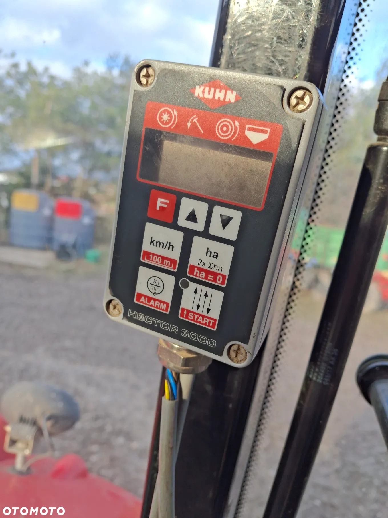 Kuhn HR303 +Premia 300 - 9