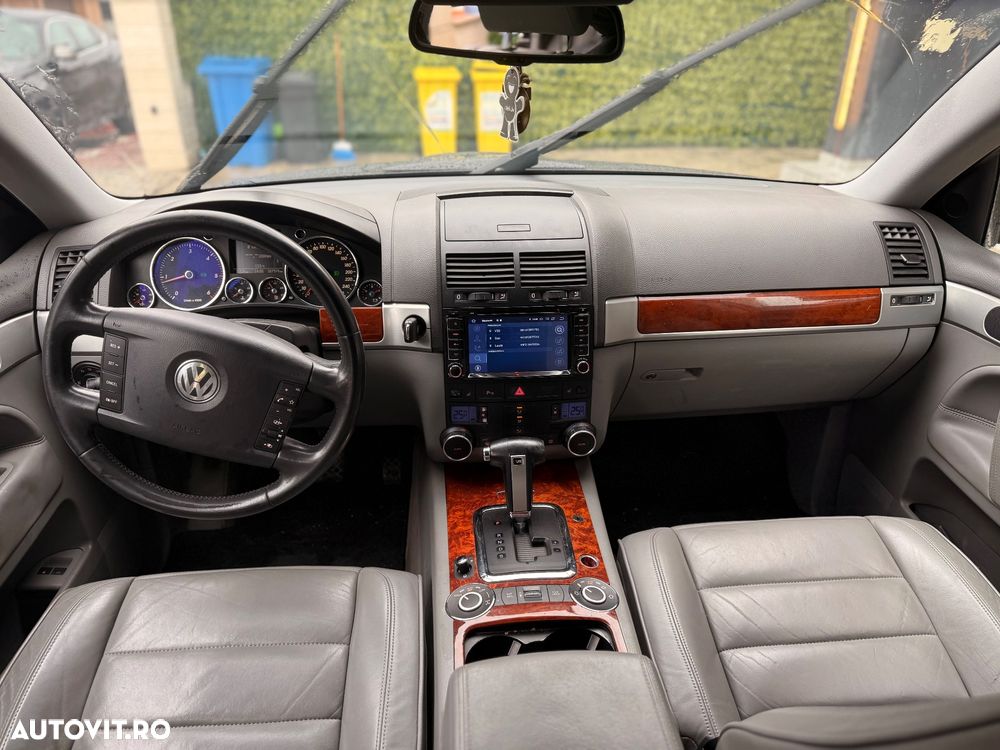 Volkswagen Touareg 2.5 TDI R5 Aut. - 8