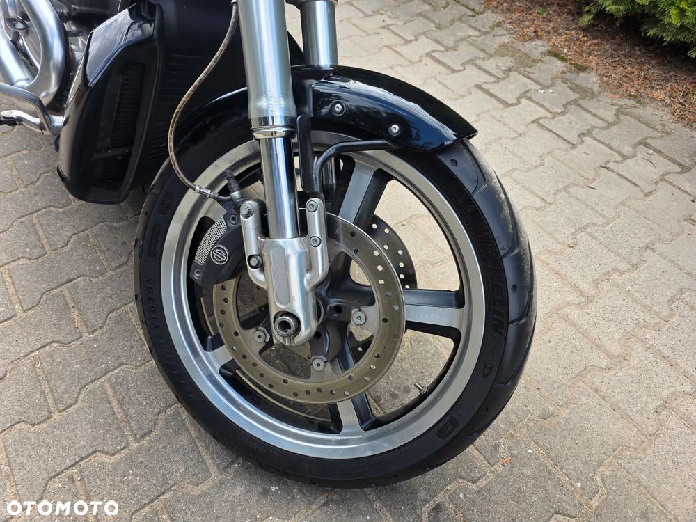 Harley-Davidson V-Rod Muscle - 28