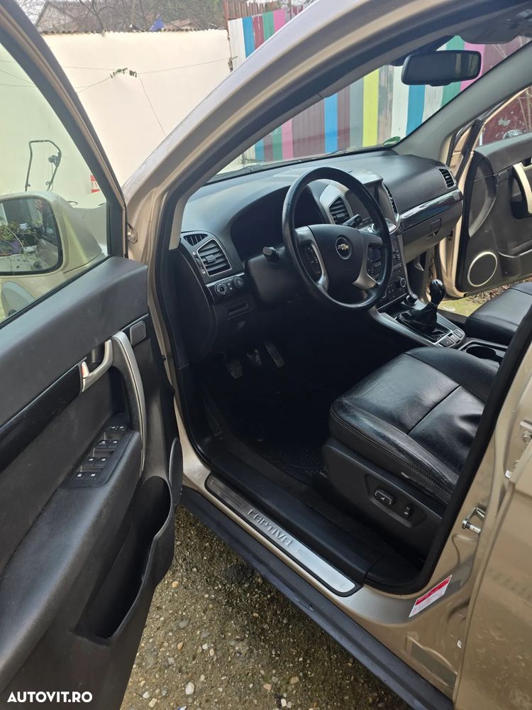 Chevrolet Captiva - 11