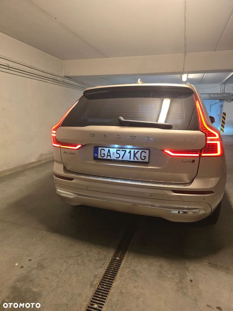 Volvo XC 60 B4 D AWD Plus Bright - 9