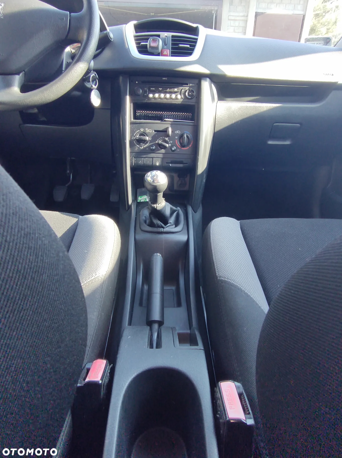 Peugeot 207 1.4 16V Trendy - 6