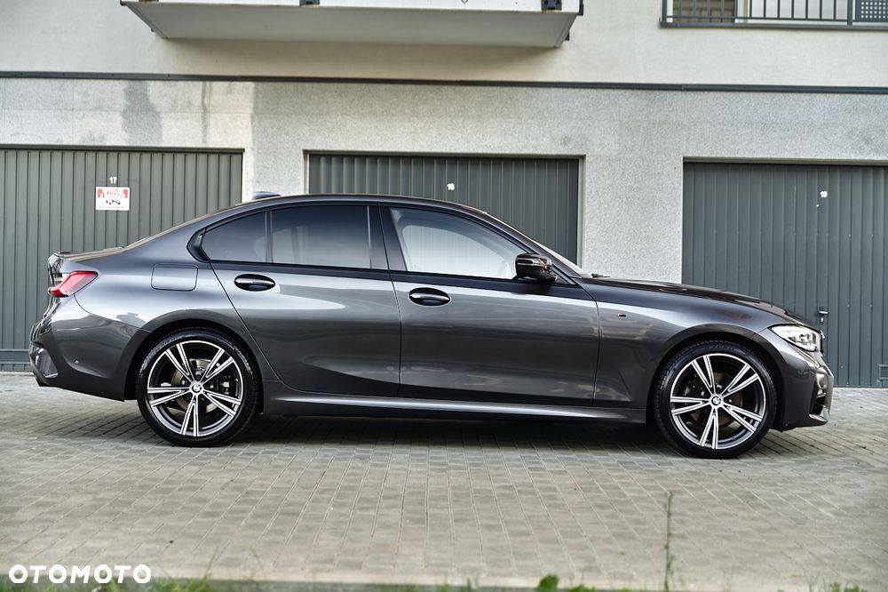BMW Seria 3 320d xDrive M Sport Shadow - 18