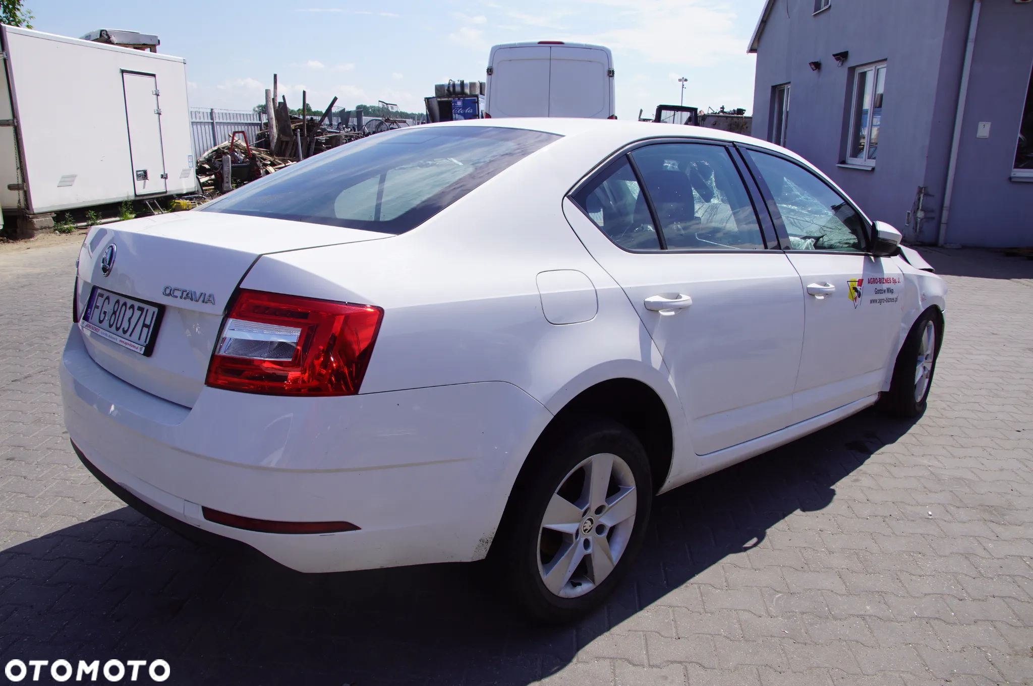 POJAZD NA CZĘŚCI KASACJA SZROT TEL 692324777 Skoda Octavia 3 2.0 tdi crmb 150 kod lakieru LF9E skrzynia pgt hatchback felga amortyzator wtryskiwacz drzwi klapa lampa ćwiartka próg słupek - 6