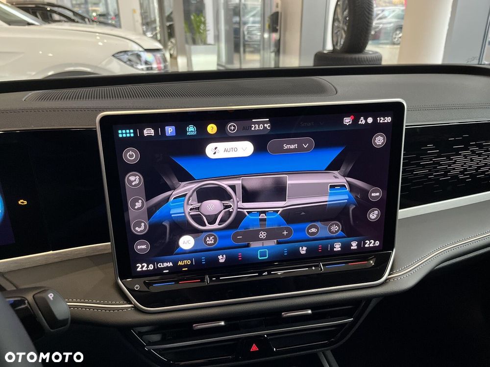 Volkswagen Passat - 28