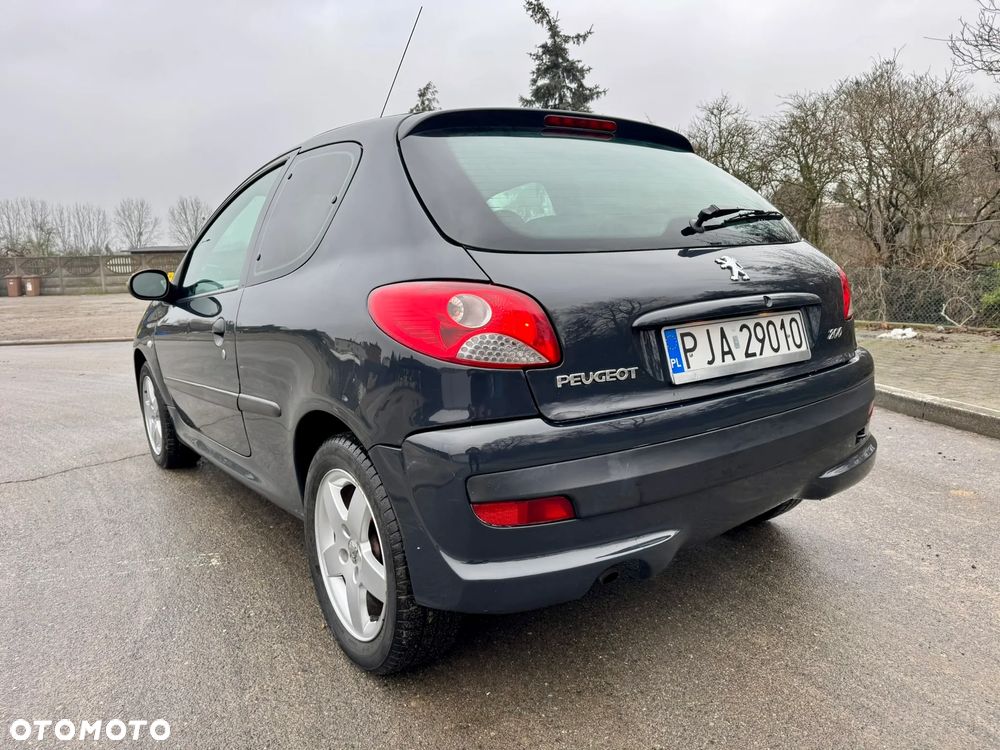 Peugeot 206 60 Filou - 11