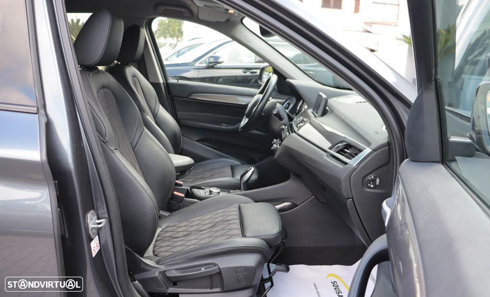 BMW X1 16 d sDrive xLine Auto — fotografia 13