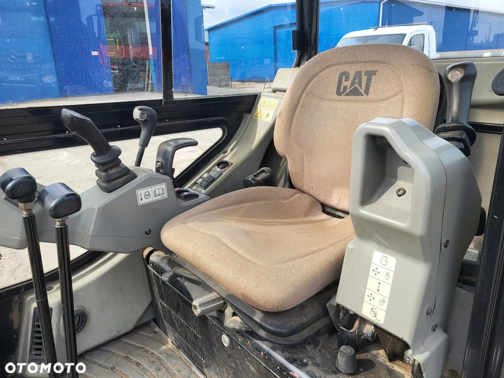 Caterpillar 301.8 c spr z Niemiec - 8