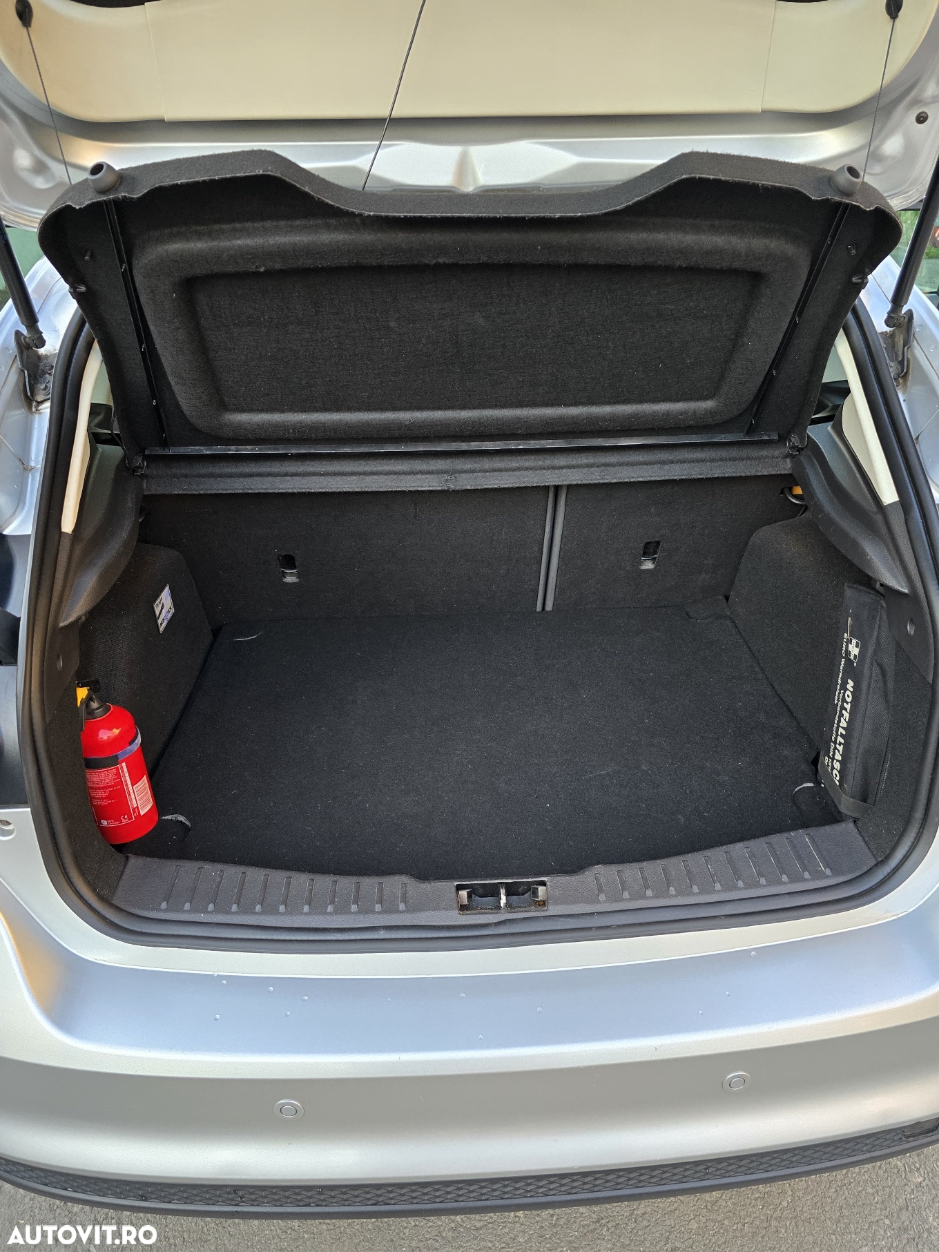 Ford Focus - 12