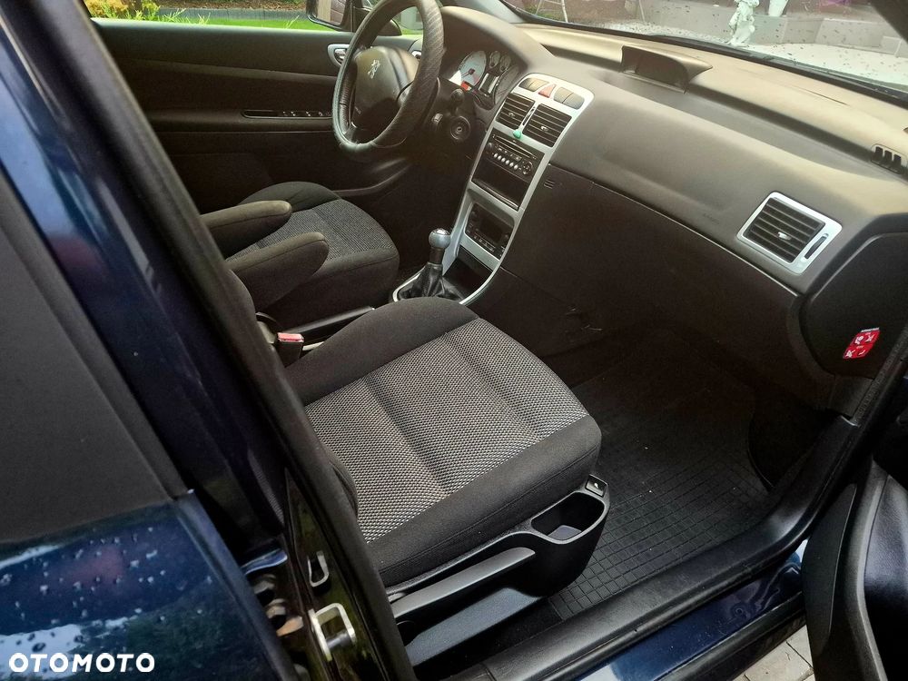 Peugeot 307 1.6 HDI Premium - 5