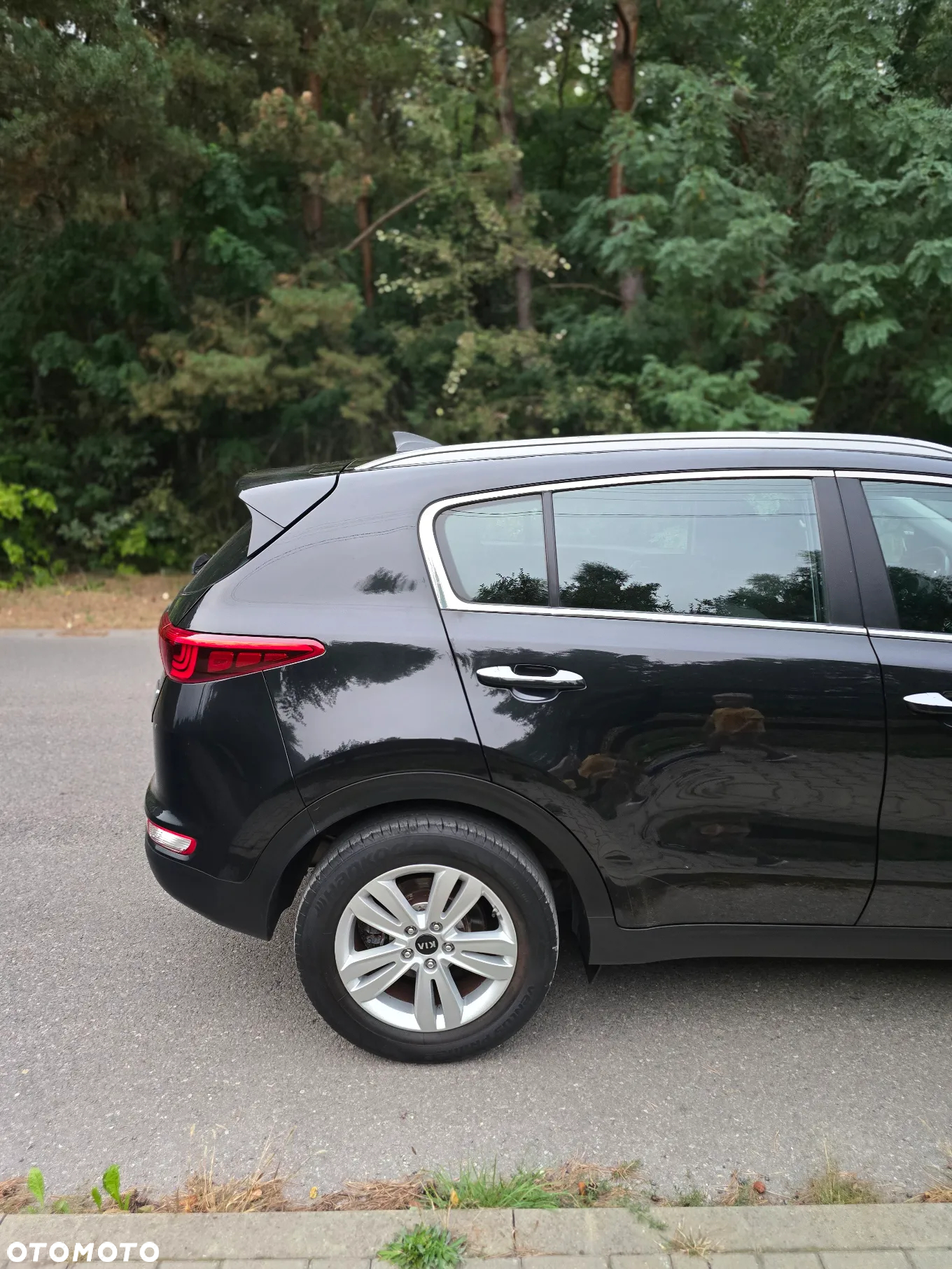Kia Sportage 1.7 CRDI 2WD Dream-Team Edition - 16