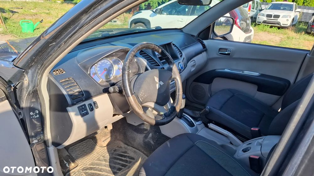 Mitsubishi L200 2.5 DID Intense - 7