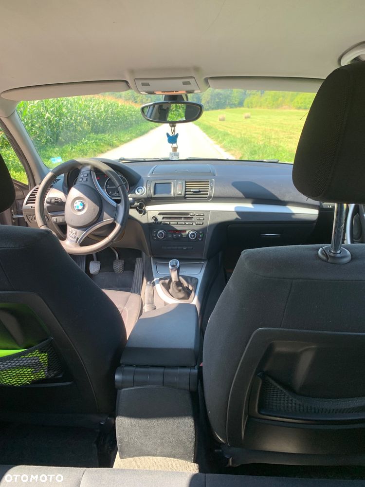 BMW Seria 1 118d - 8