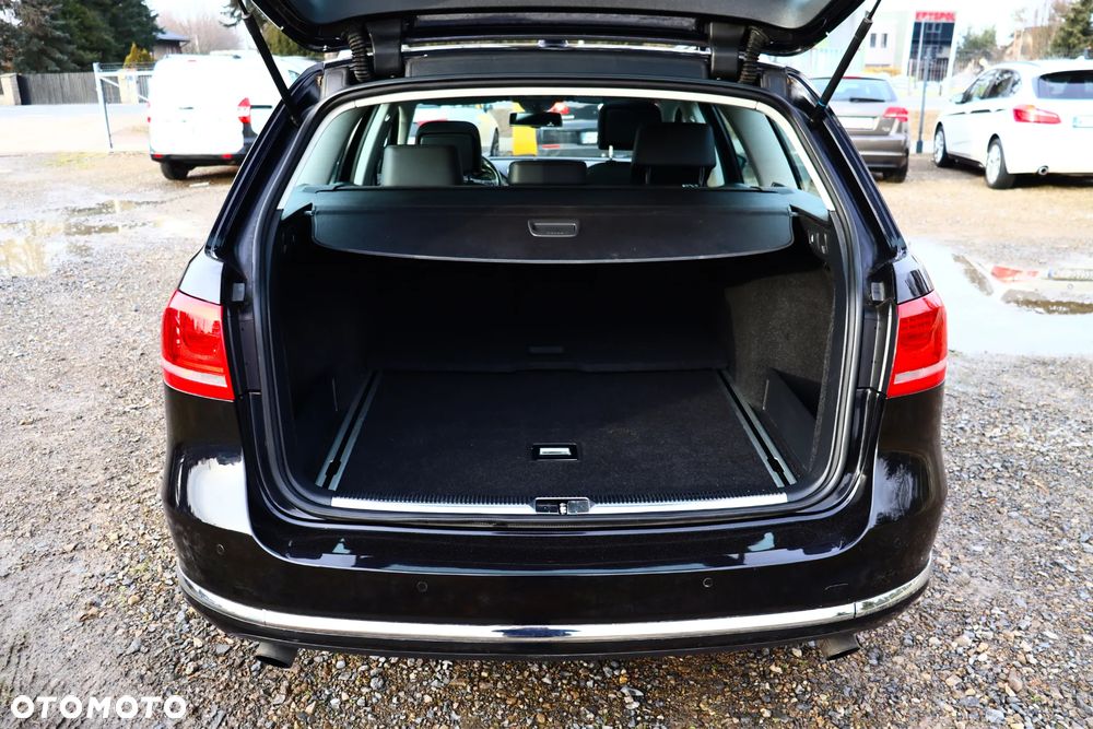 Volkswagen Passat 2.0 TDI Highline DSG - 9