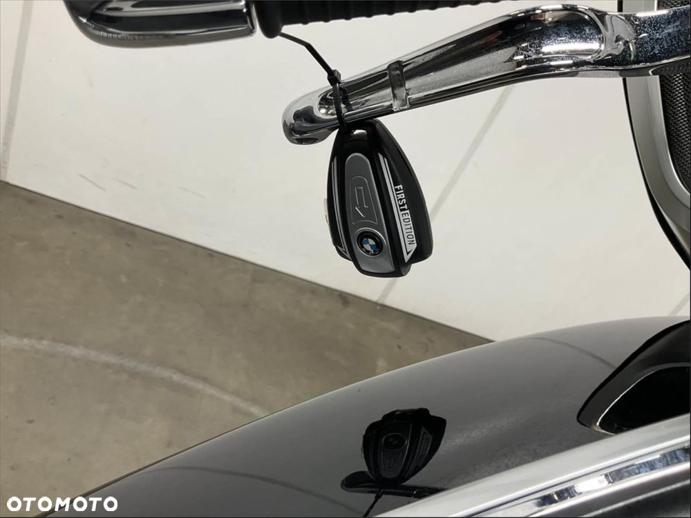BMW R - 9