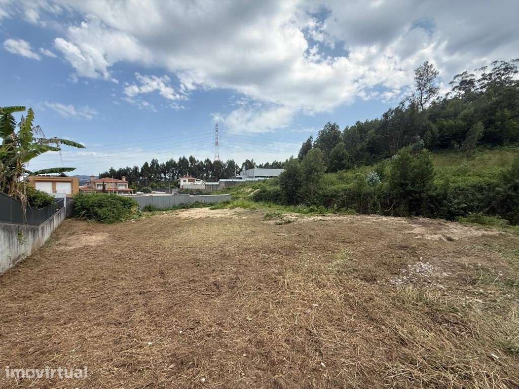 TERRENO PARA CONSTRUÇÃO EM MOURIZ - Grande imagem: 4/4