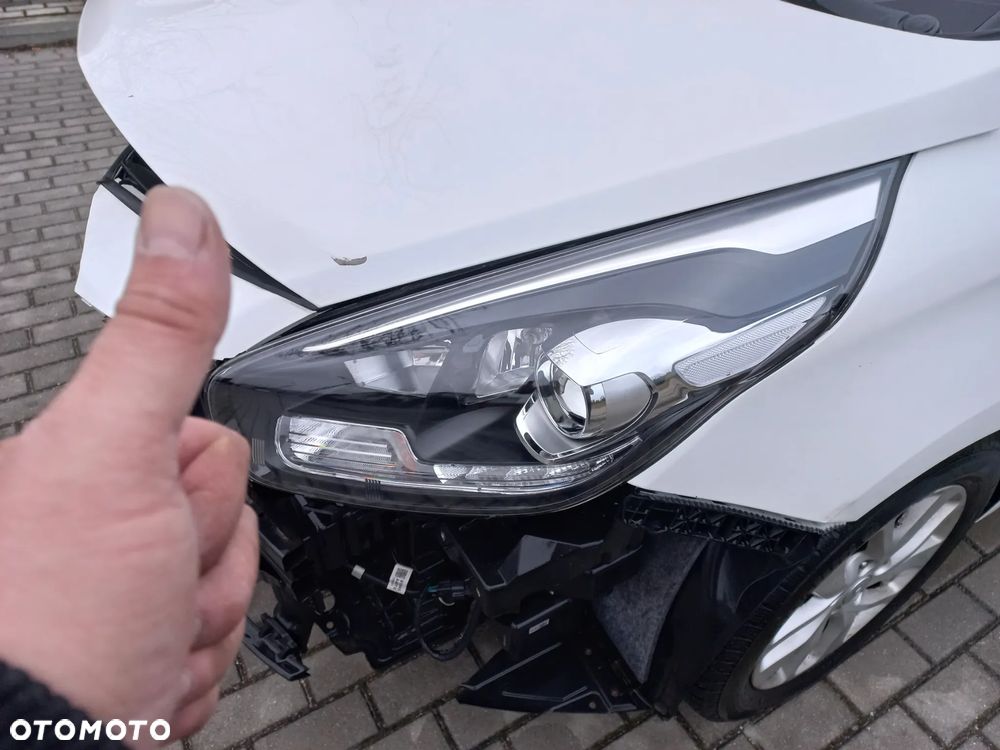 Kia Carens 1.6 GDI Business Line EU6 - 23