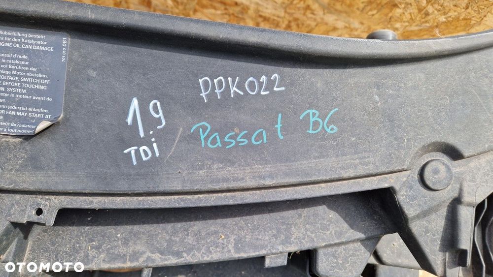 VW PASSAT B6 1.9TDI  PAS PRZEDNI KOMPLET - 2