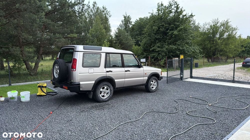 Land Rover Discovery - 4