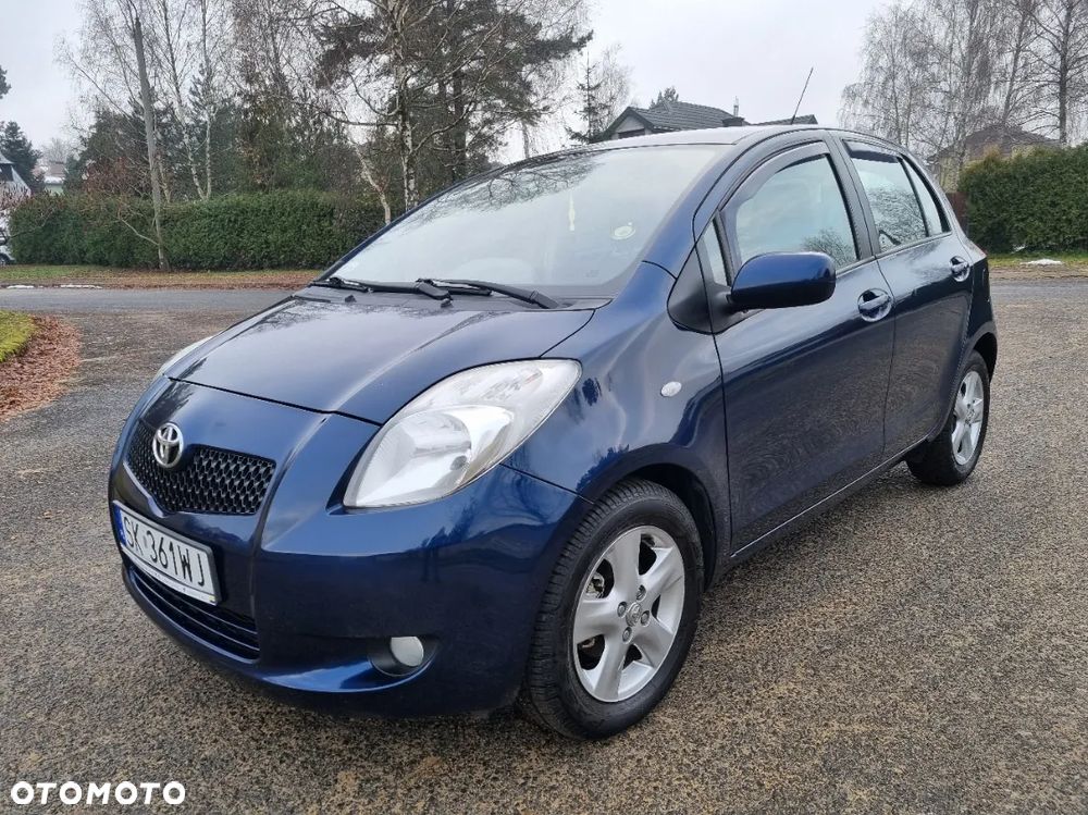 Toyota Yaris 1.3 Sol - 3