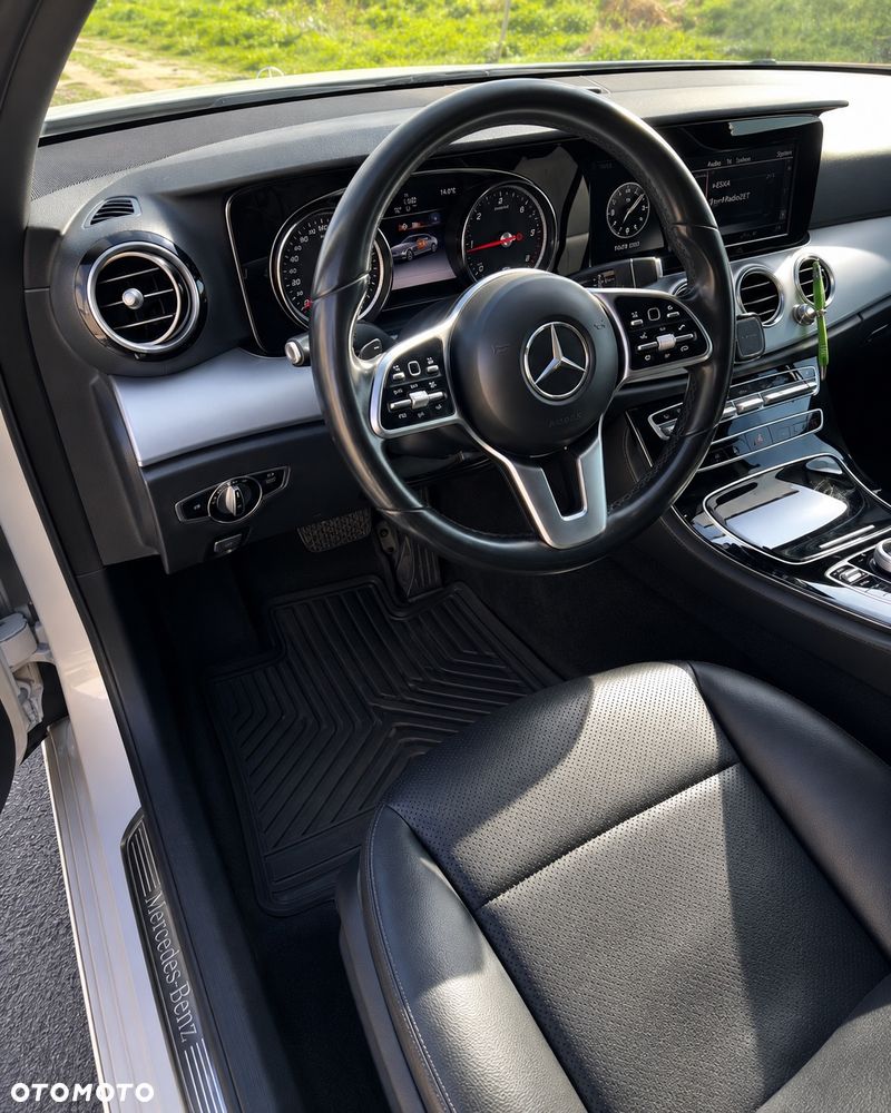 Mercedes-Benz Klasa E 200 d 9G-TRONIC - 6