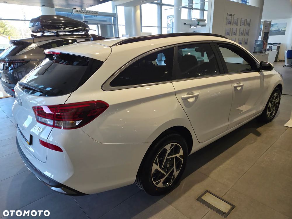 Hyundai i30 1.5 T-GDI 48V Smart DCT - 4