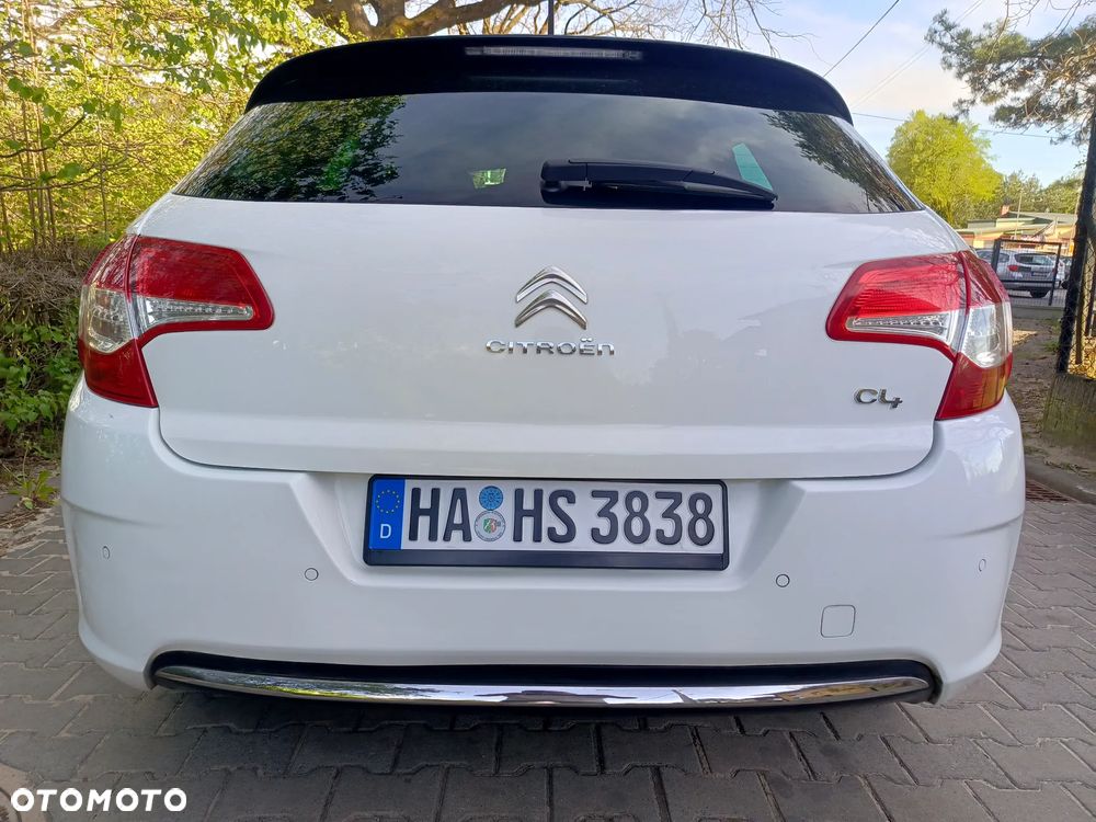 Citroën C4 e-HDi 115 Selection - 10