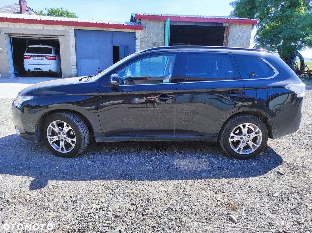 Mitsubishi Outlander - 5