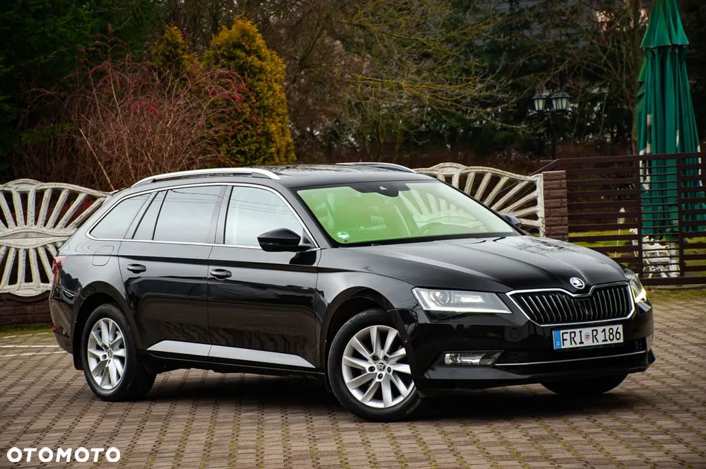 Skoda Superb 2.0 TDI 4x4 DSG Premium Edition - 29