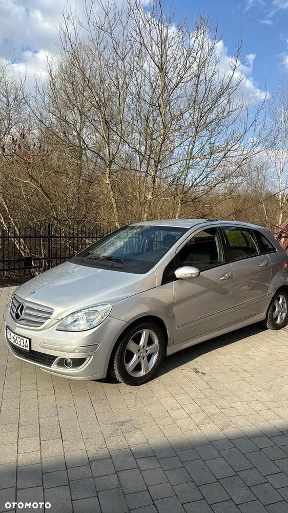 Mercedes-Benz Klasa B 200 CDI - 1