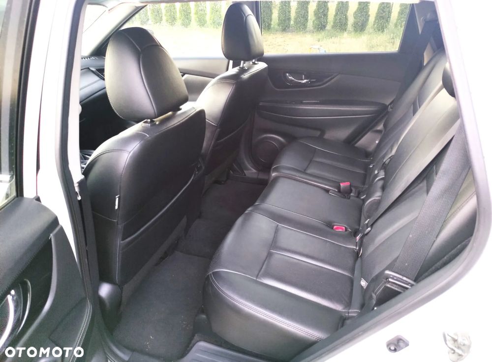 Nissan Rogue - 9