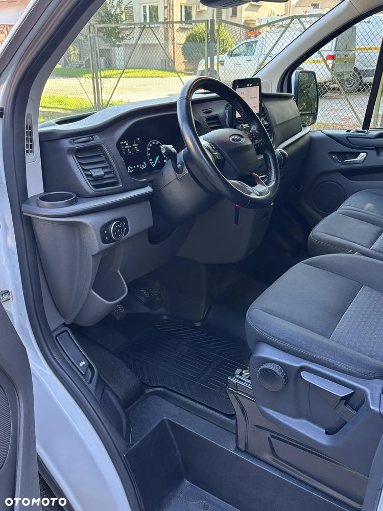 Ford Transit Custom - 8