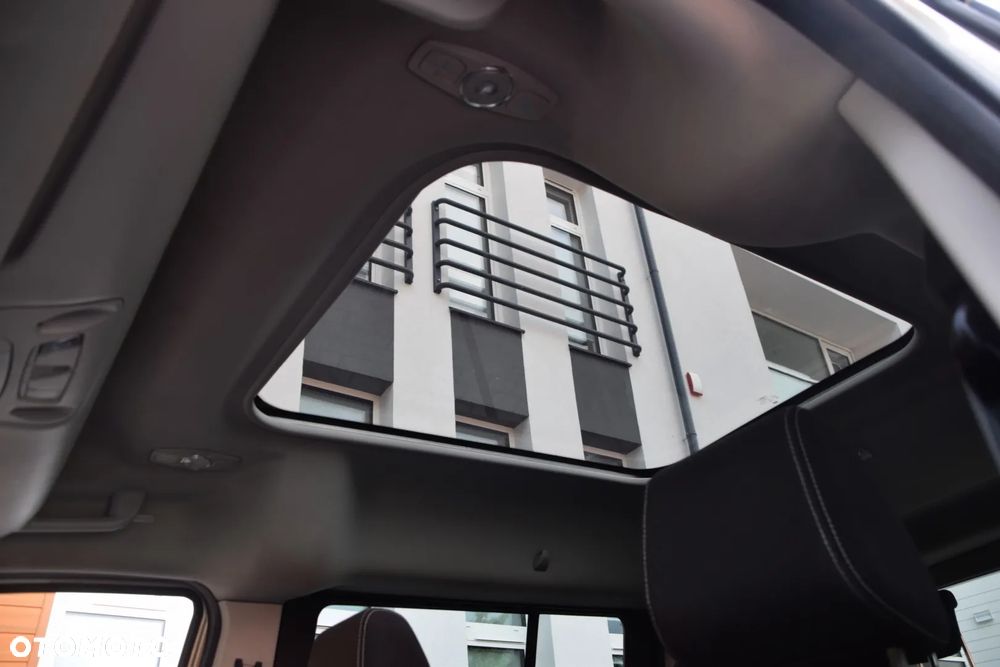 Ford Tourneo Connect Grand - 19