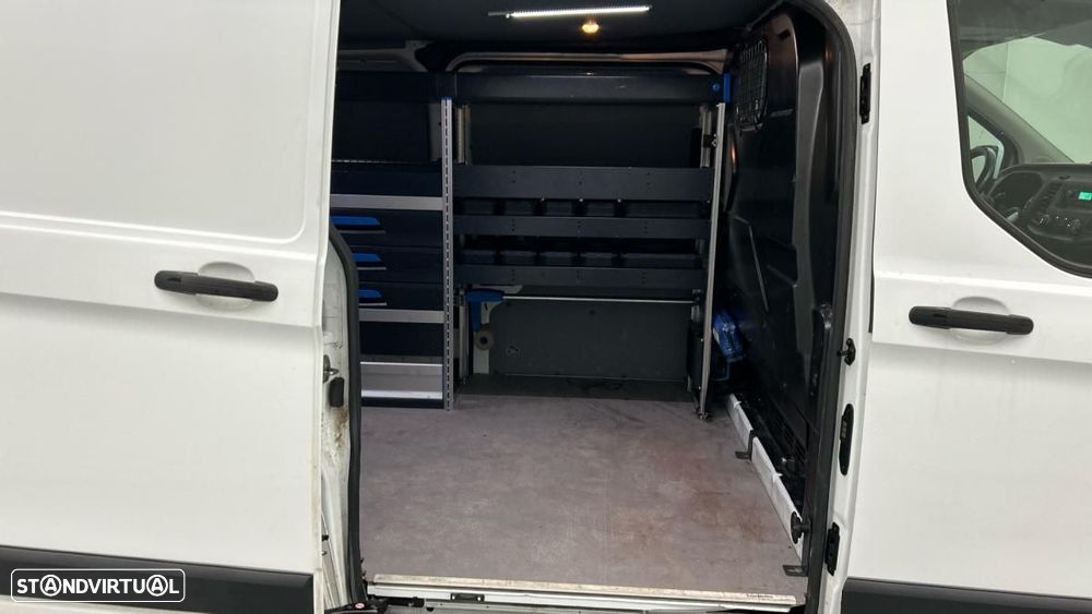 Ford Transit 2.0TD 320 L2 TREND AUTOMÁTICA C/IVA - 11